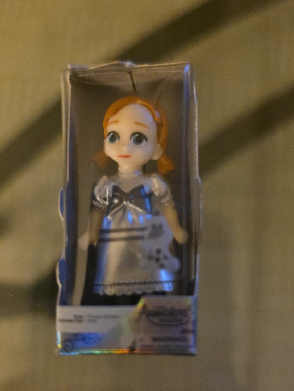 ZURU  Mini Brands Disney 100th Anniversary Edition Anna